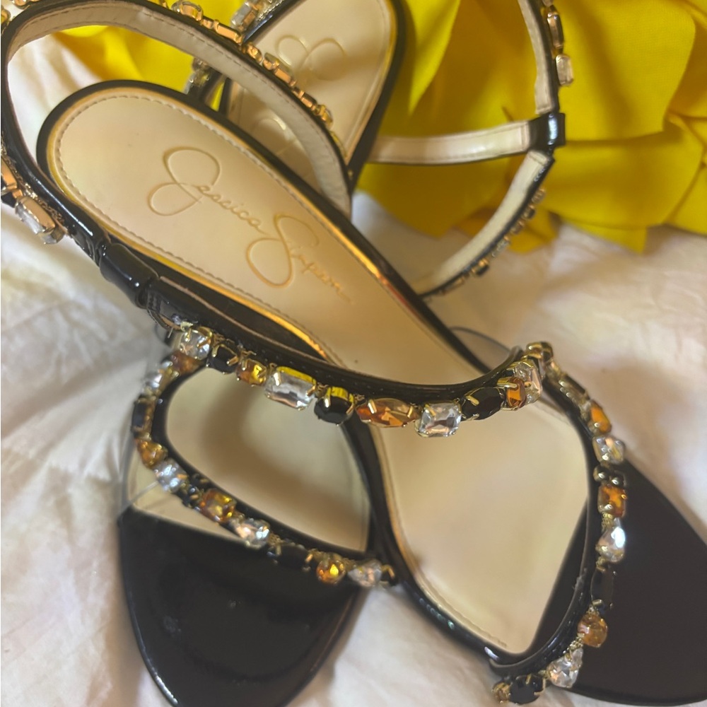 Jessica Simpson Black Heels with Modern Elegance - Picture 2 of 7